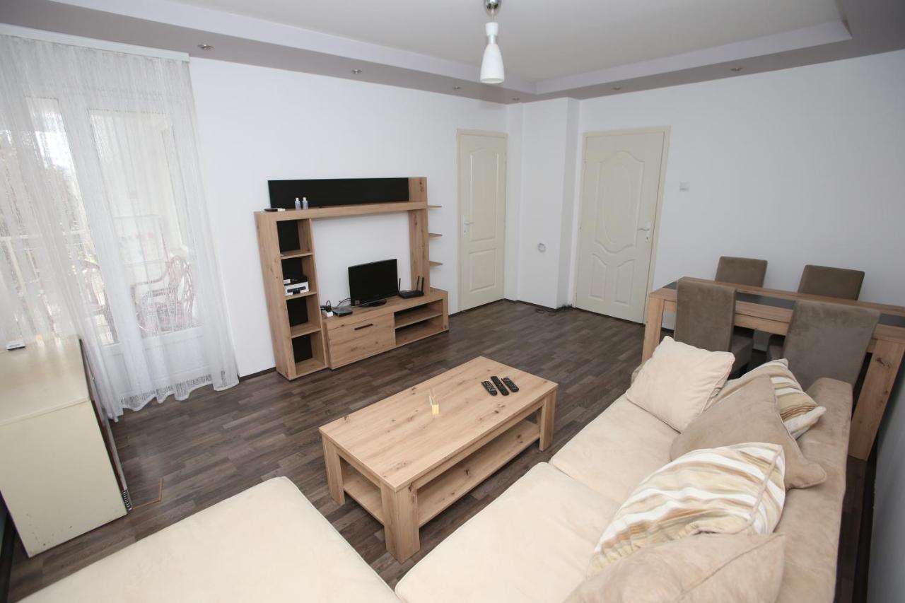Apartamento T&A Paraćin Exterior foto